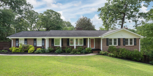 504 Lullwater Rd